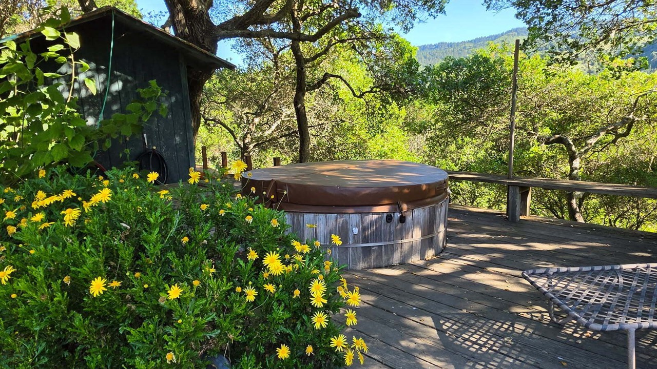 Photo of Patio Balcony in Bolinas