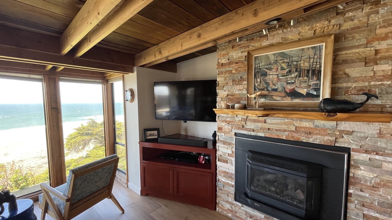 Photo of Livingroom in Bodega Bay