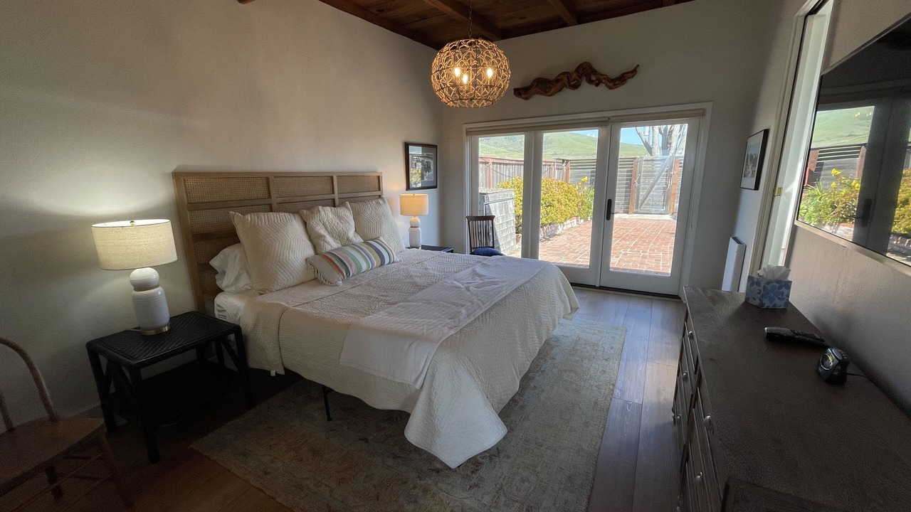 Photo of Bedroom in Bodega Bay