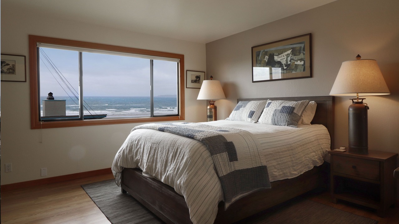 Photo of Bedroom in Dillon Beach