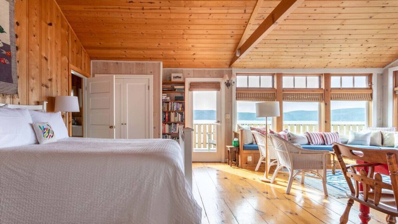 Photo of Bedroom in Marshall