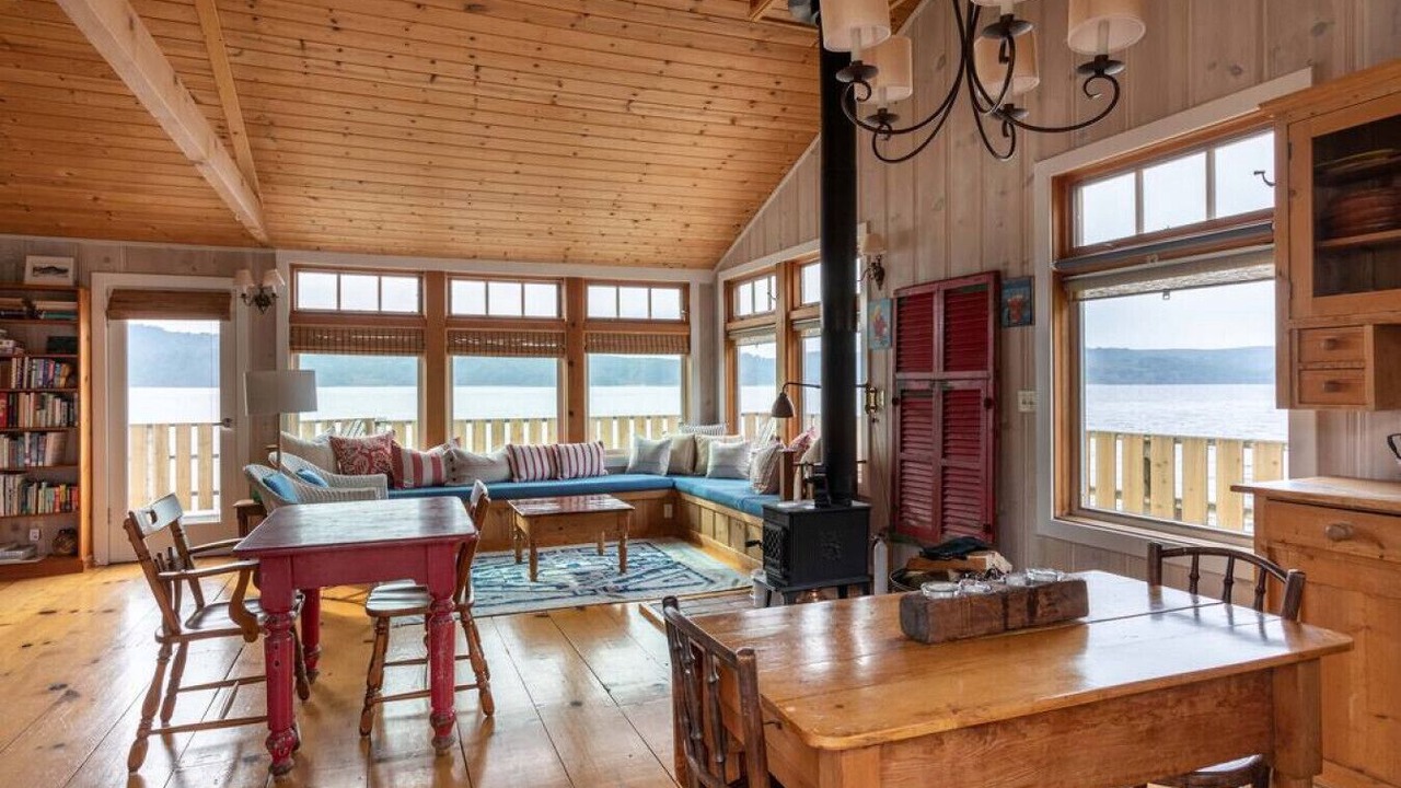 Photo of Livingroom in Marshall
