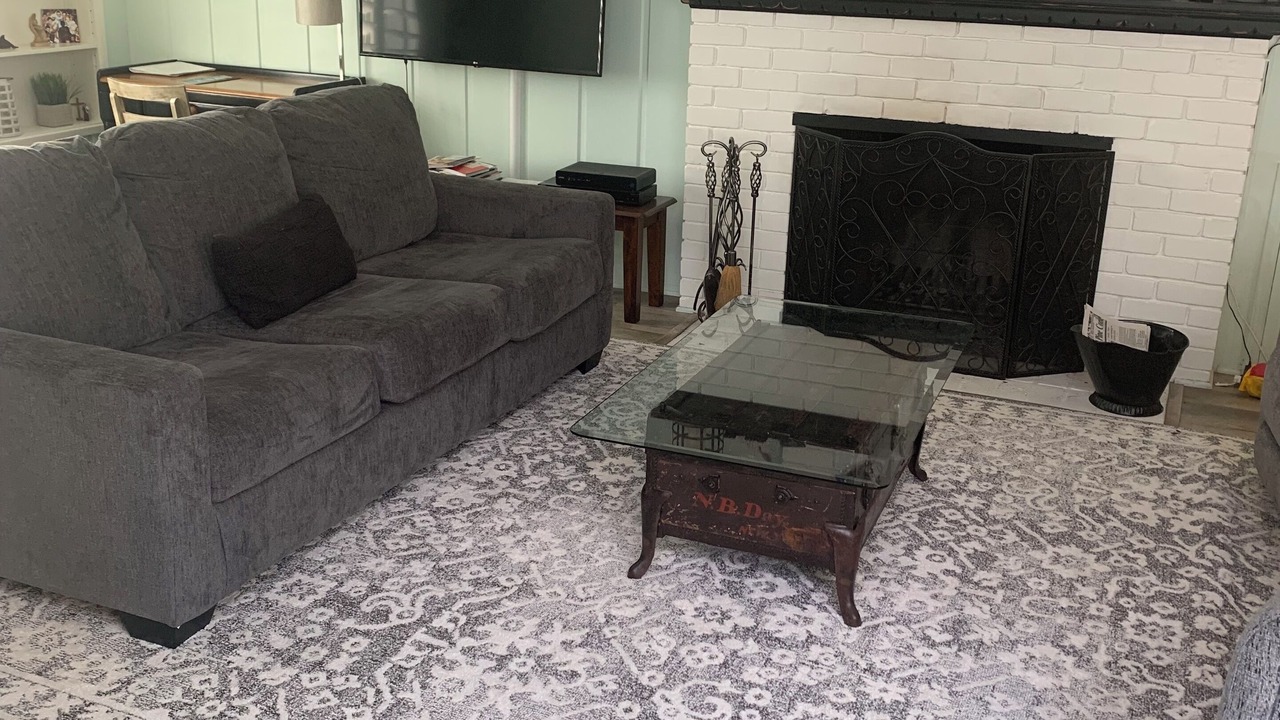 Photo of Livingroom in Golden Rectangle