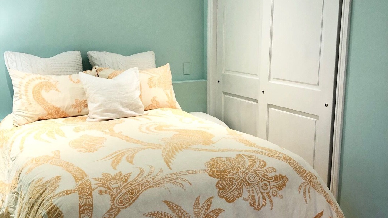 Photo of Bedroom in Upper Rockridge