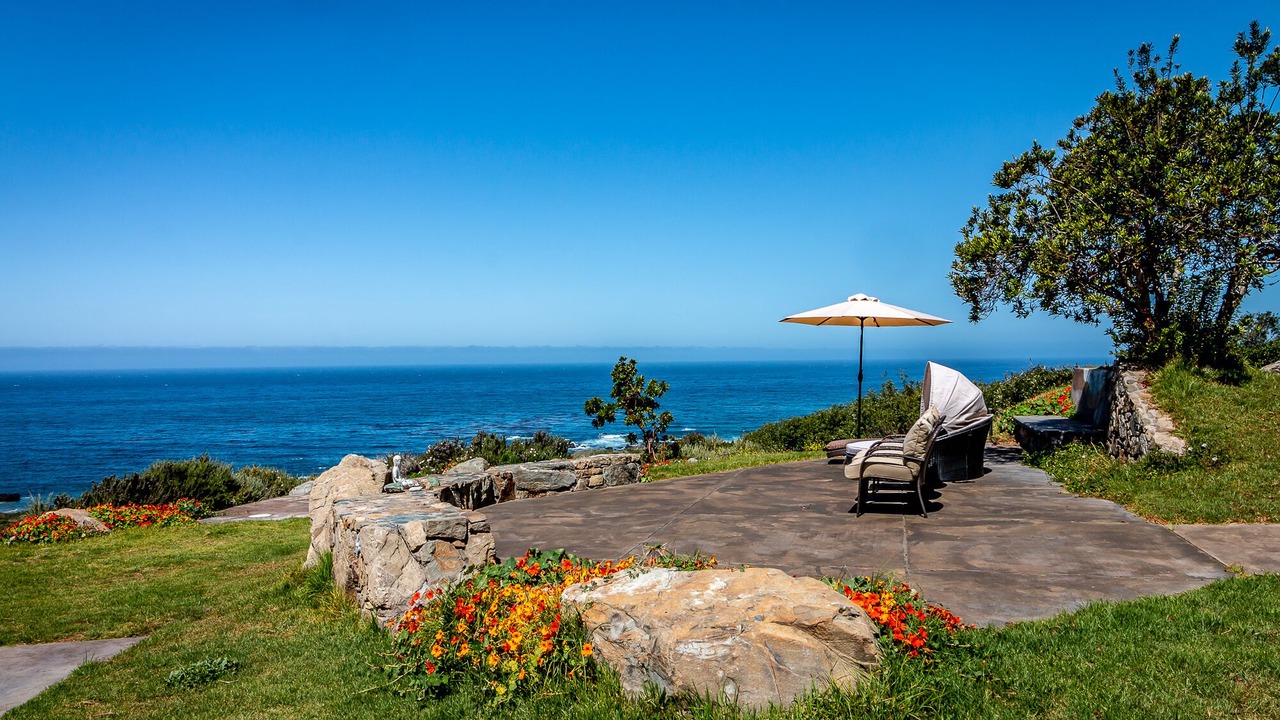 Photo of Patio Balcony in Big Sur