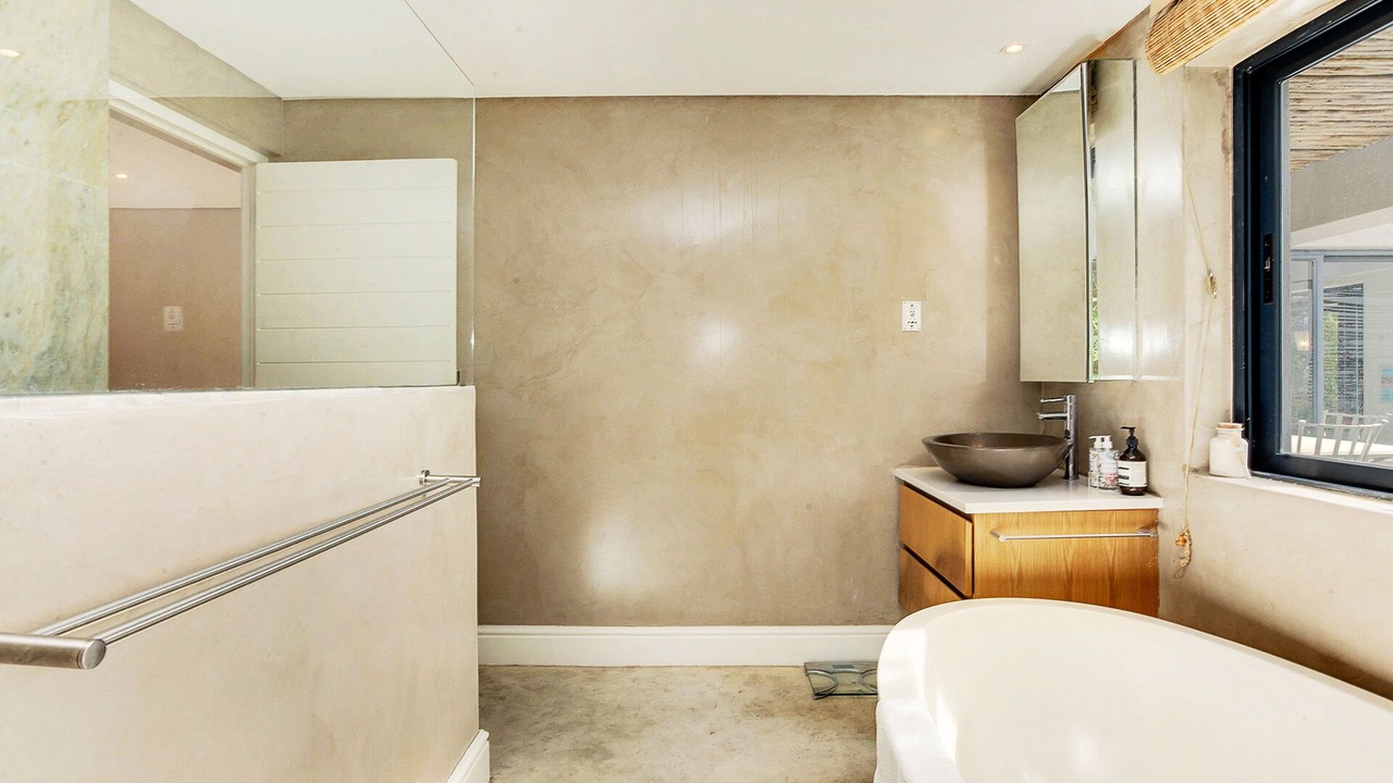Photo of Bathroom in Cape Town City Centre