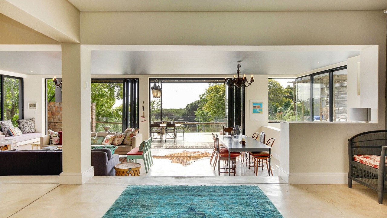 Photo of Livingroom in Cape Town City Centre