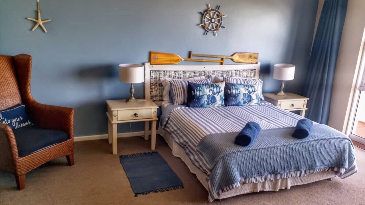 Photo of Bedroom in Paradise Beach