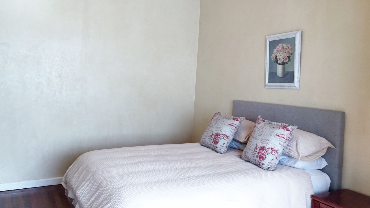 Photo of Bedroom in Plumstead
