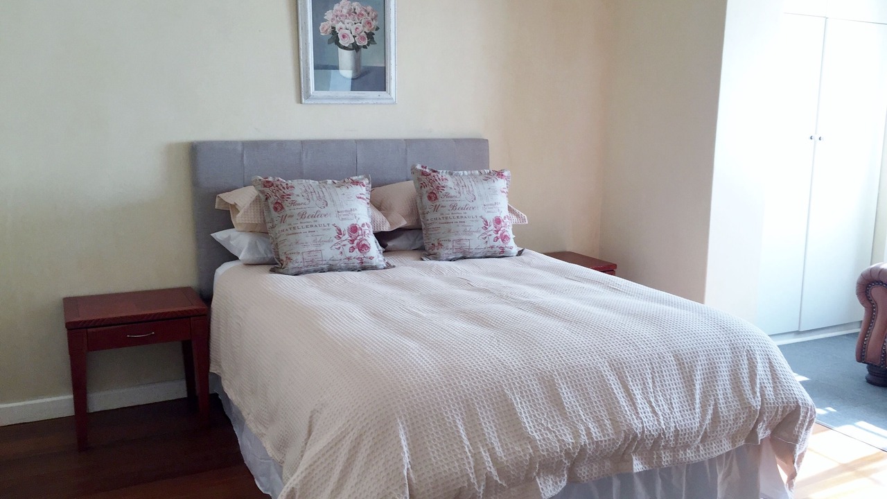 Photo of Bedroom in Plumstead
