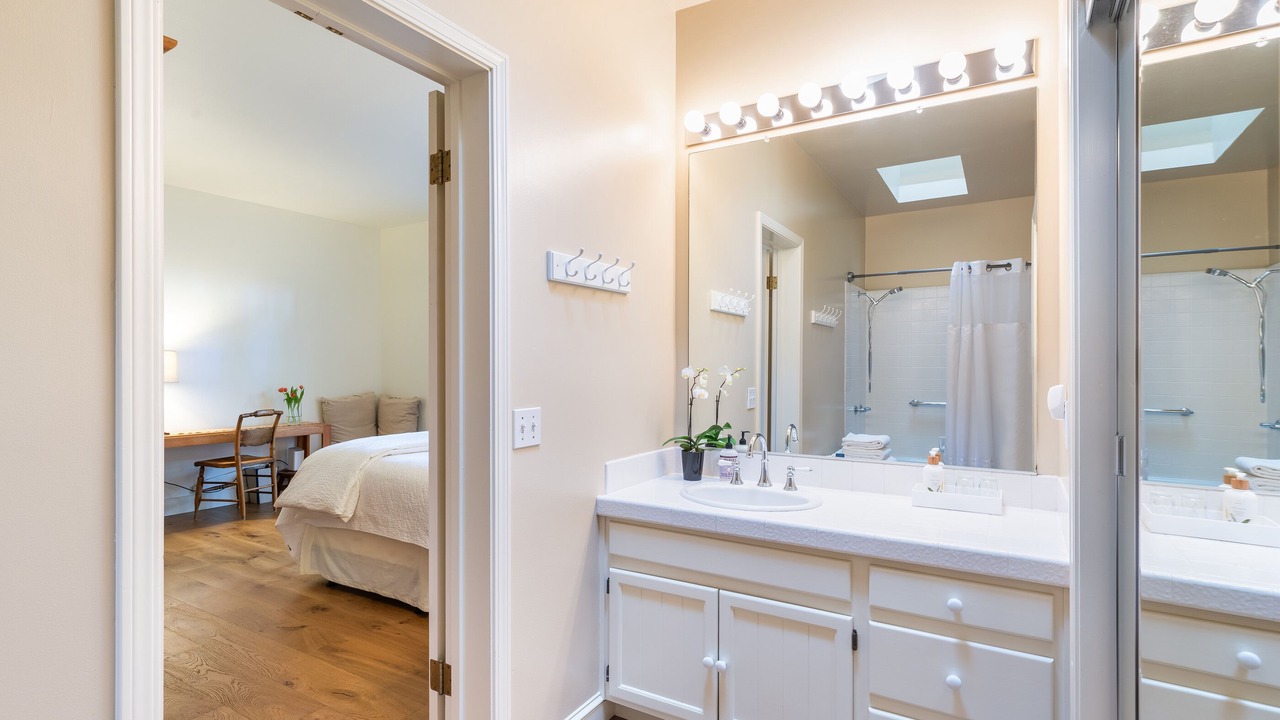 Photo of Bathroom in St. Helena
