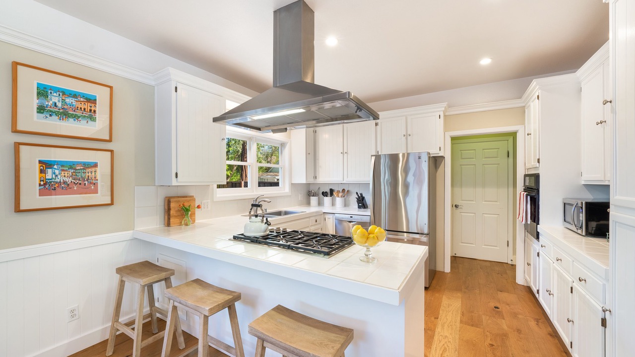 Photo of Kitchen in St. Helena