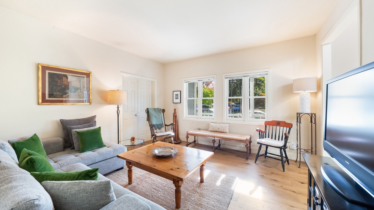 Photo of Bedroom in St. Helena