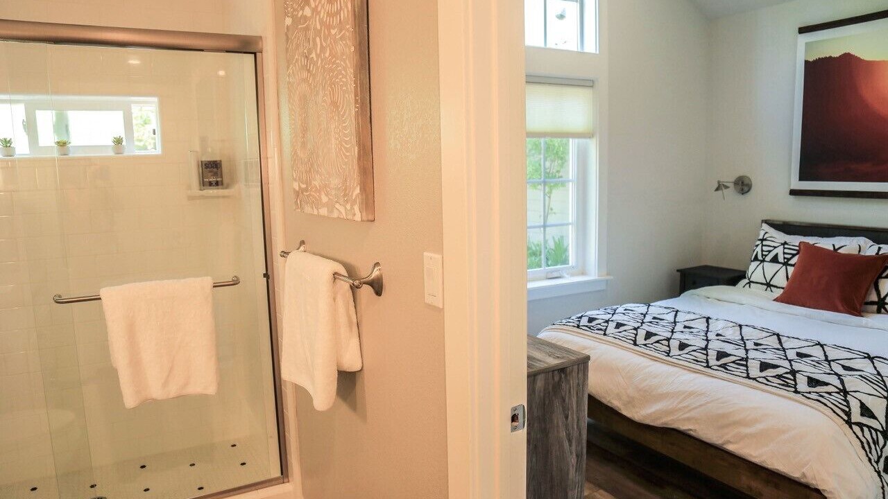 Photo of Bathroom in Freestone