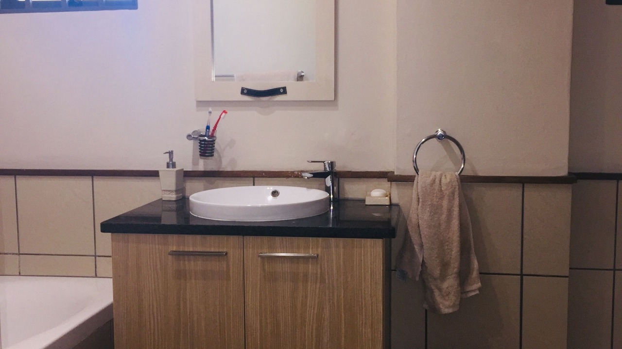 Photo of Bathroom in Greater Johannesburg Metropolitan Area