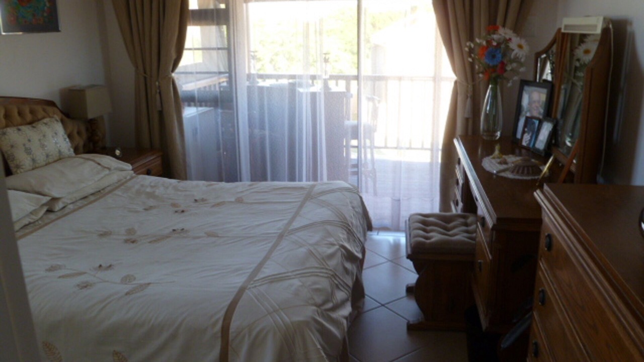 Photo of Bedroom in Beacon Bay