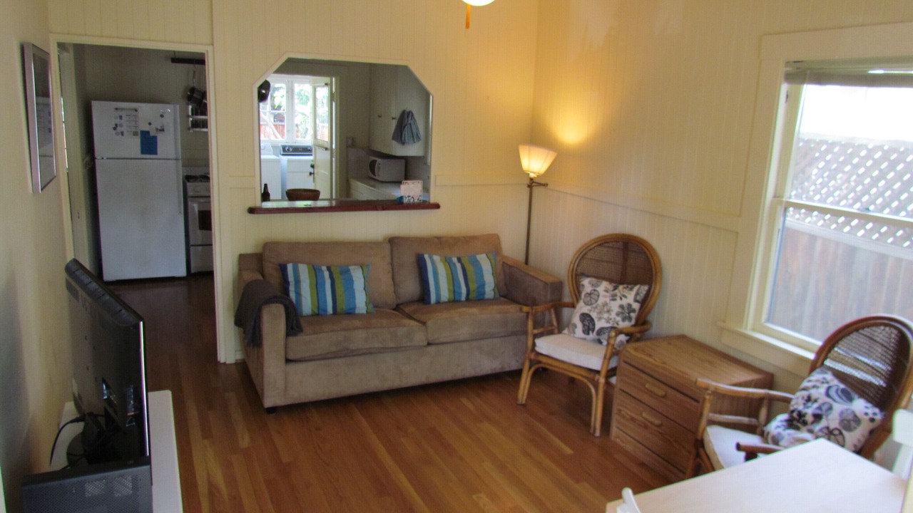 Photo of Livingroom in Old Mountain View