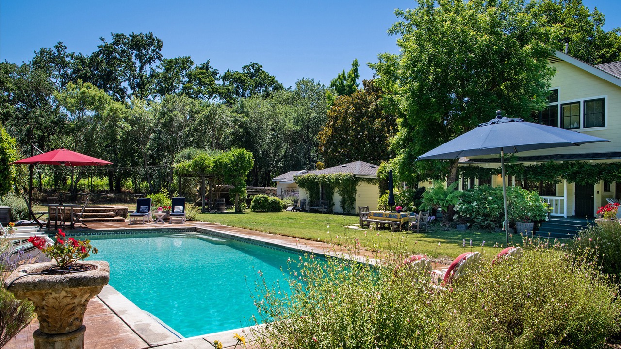 Photo of Outdoor in Kenwood