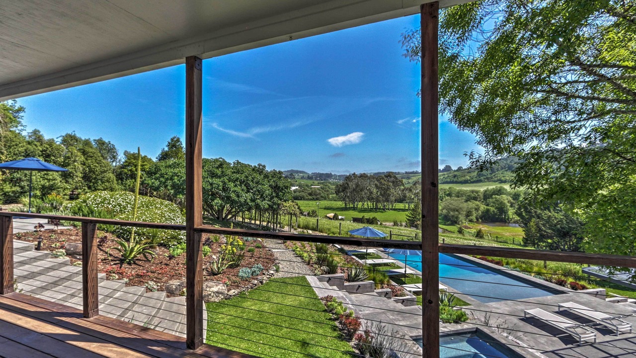 Photo of Patio Balcony in Freestone