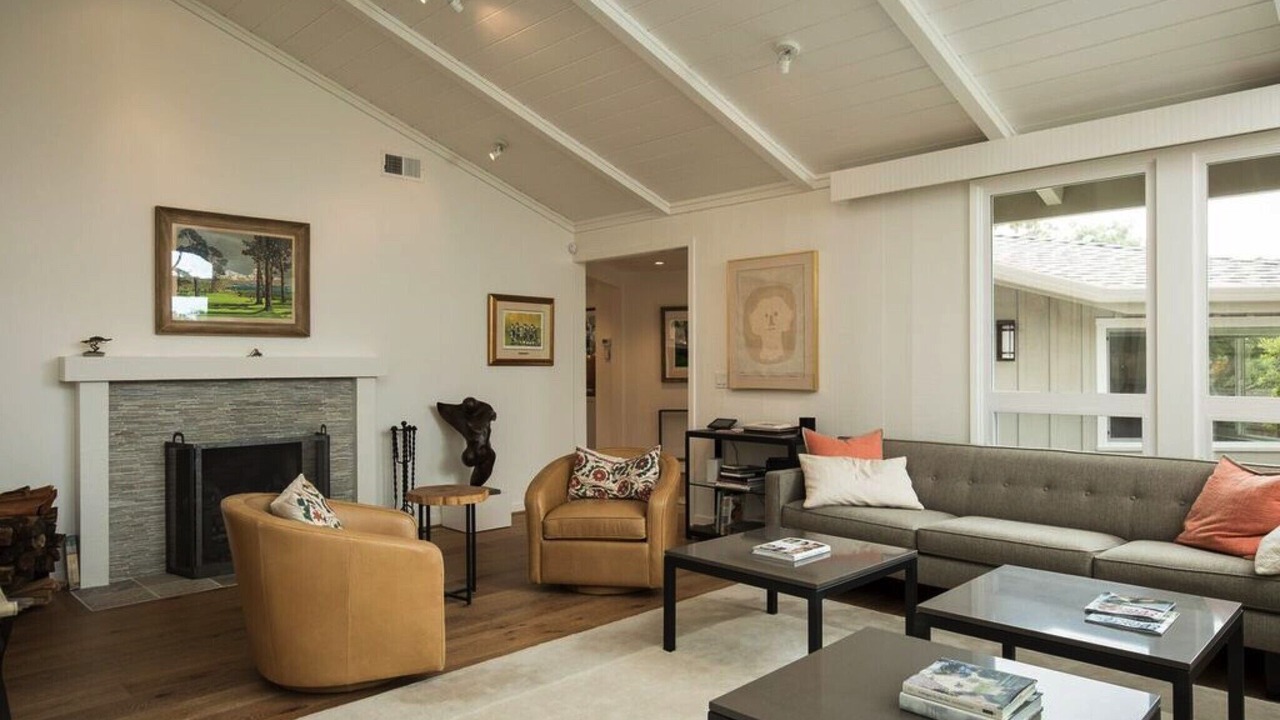 Photo of Livingroom in Del Monte Forest