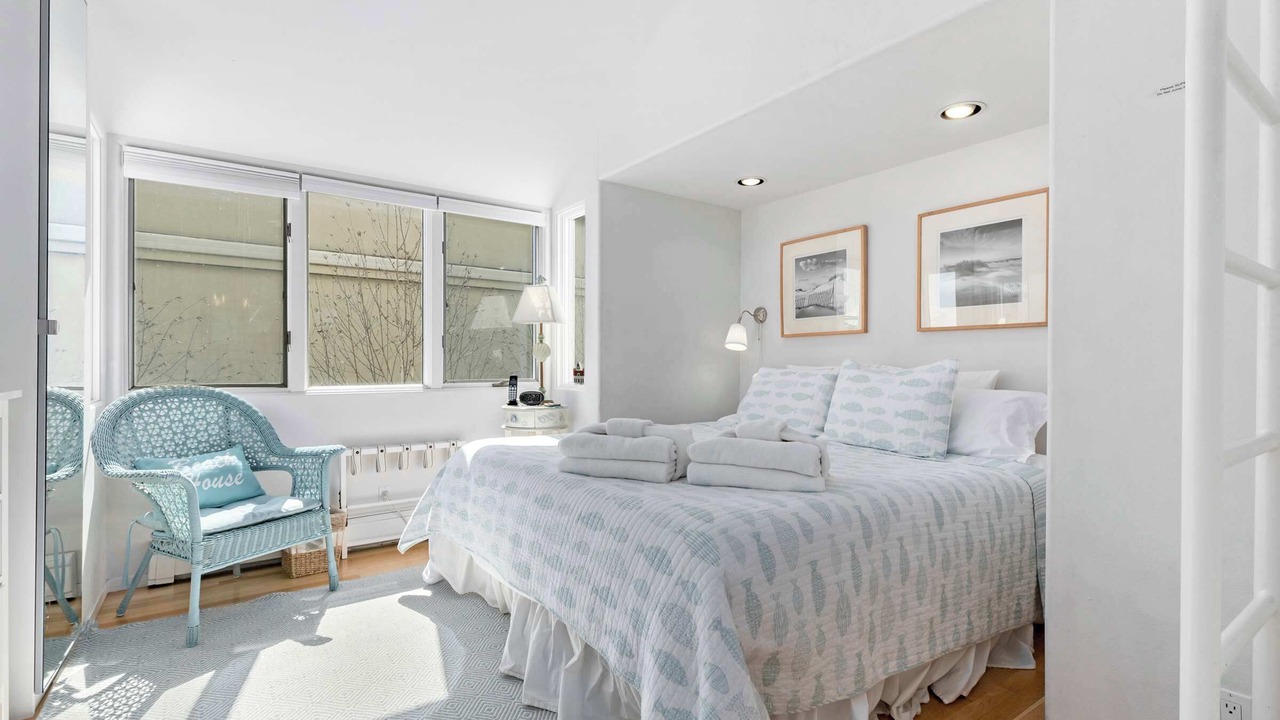 Photo of Bedroom in Eastside Santa Cruz
