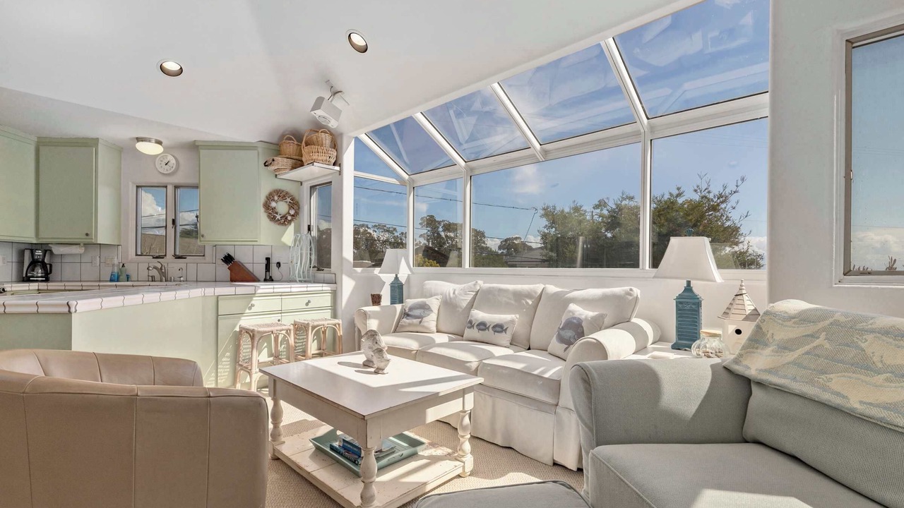 Photo of Livingroom in Eastside Santa Cruz