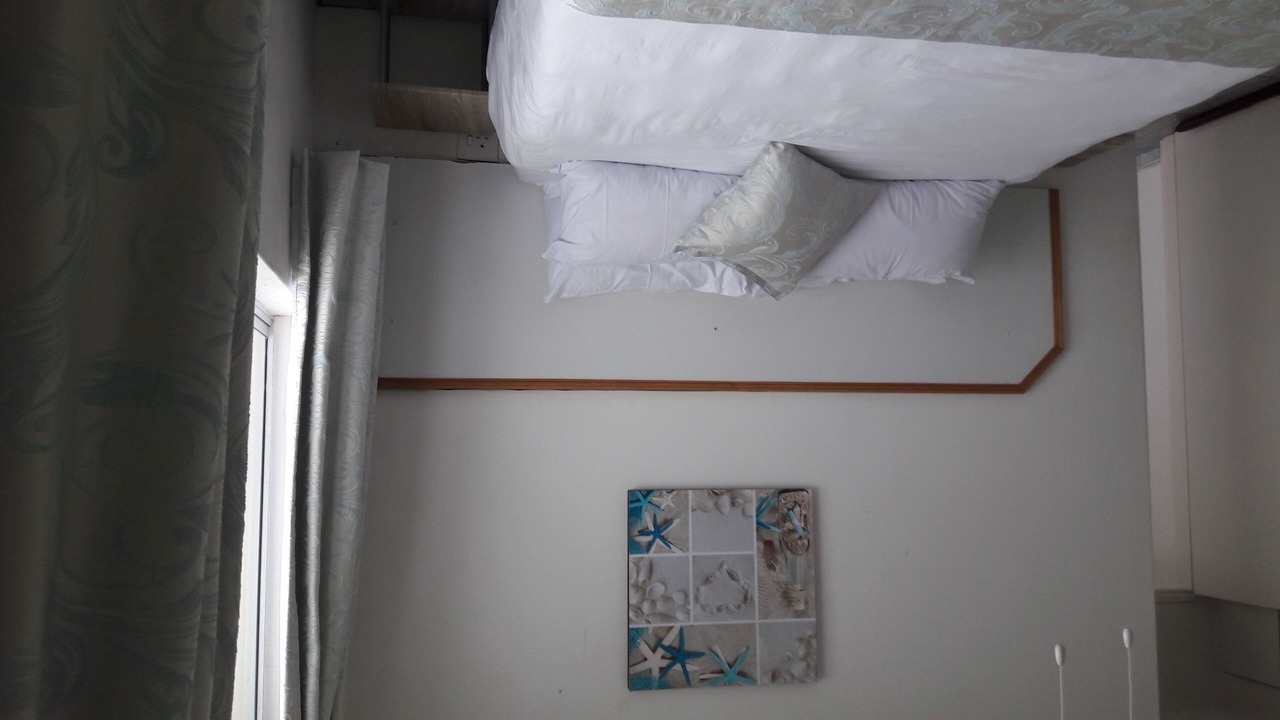 Photo of Bedroom in Margate Beach