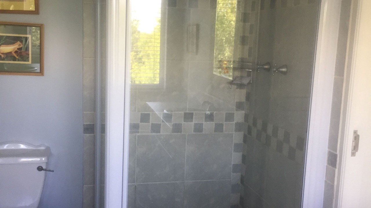Photo of Bathroom in Raithby