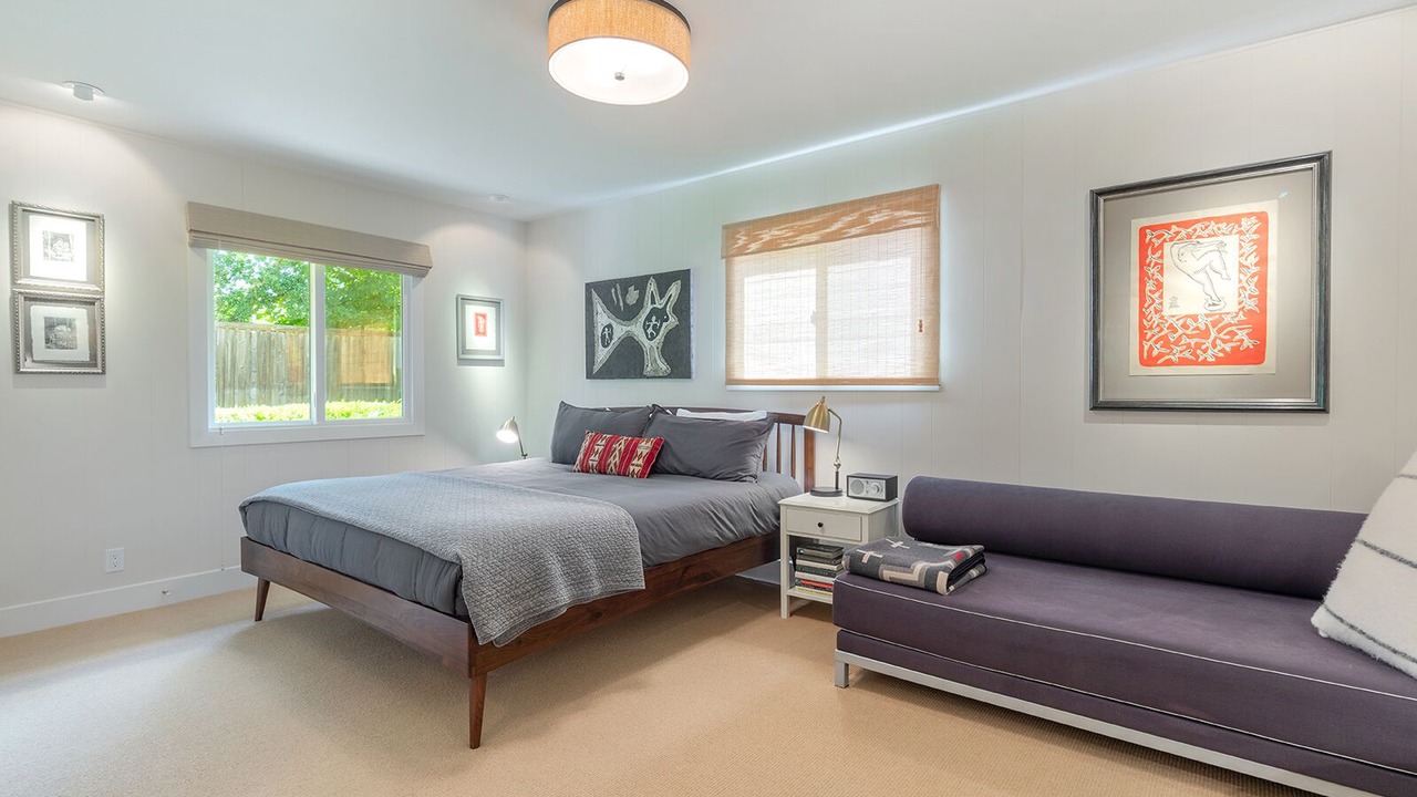 Photo of Bedroom in Glen Ellen