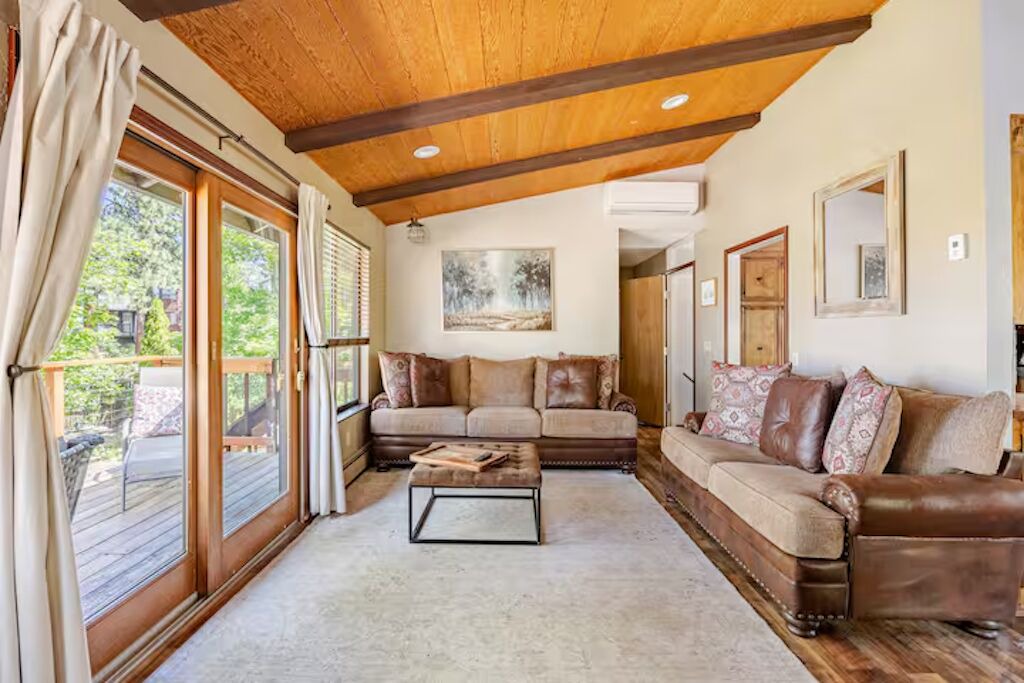 Photo of Livingroom in Zephyr Cove