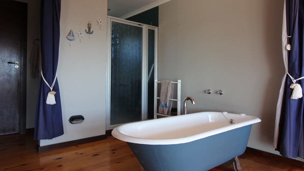 Photo of Bathroom in Betty's Bay