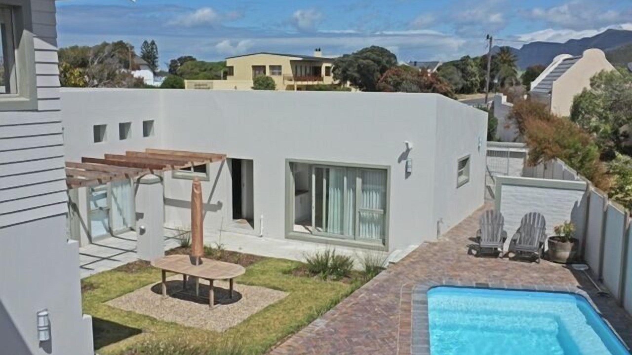 Photo of Outdoor in Westcliff