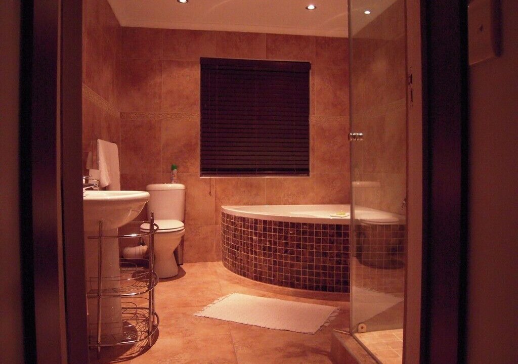 Photo of Bathroom in Grassy Park
