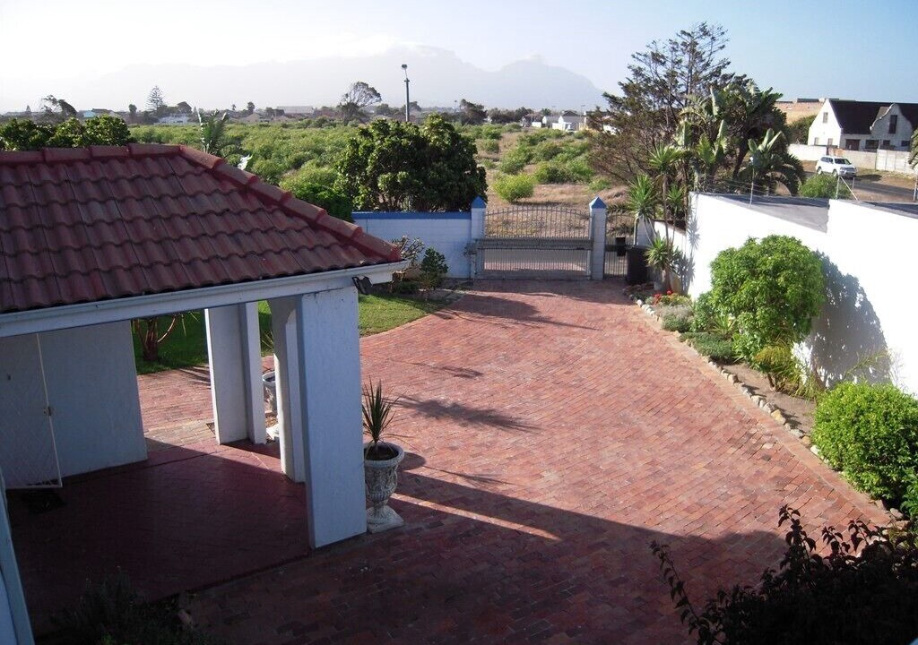 Photo of Patio Balcony in Grassy Park