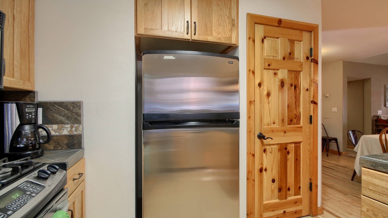 Photo of Kitchen in North Wawona