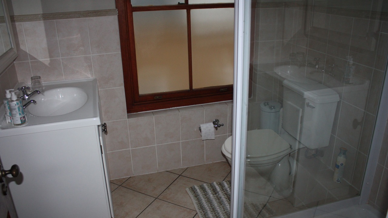 Photo of Bathroom in Elgin