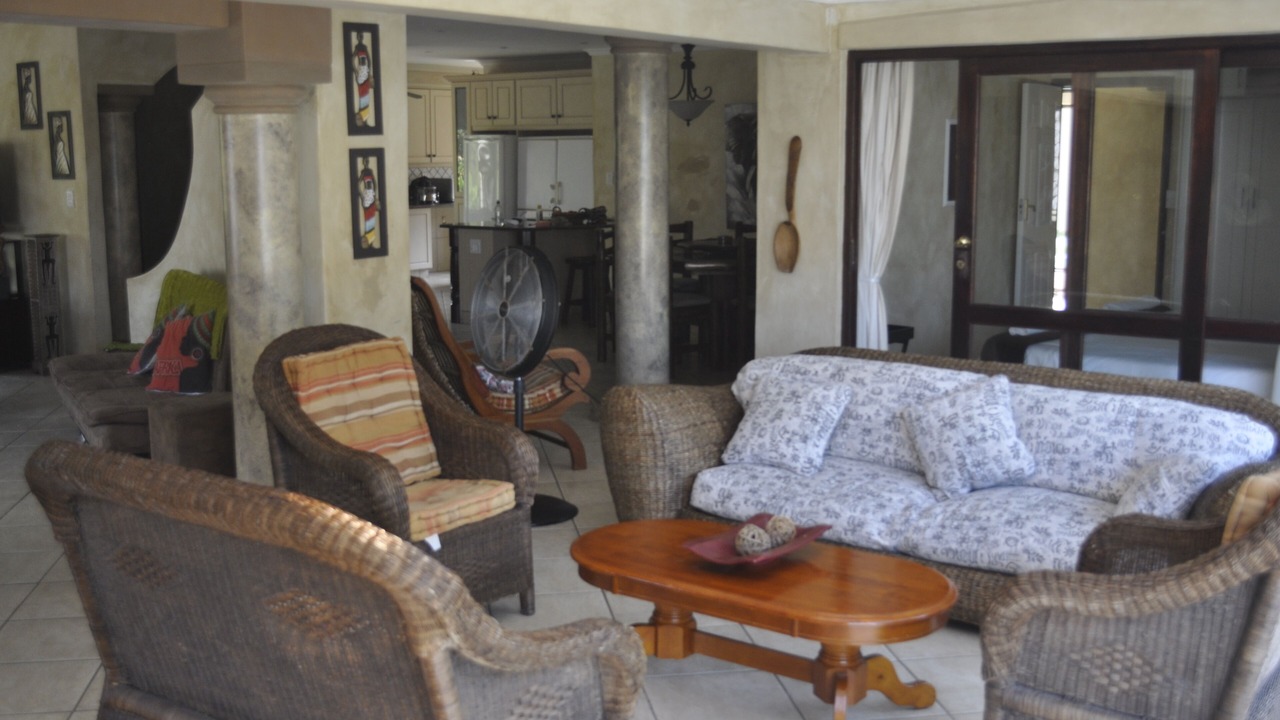 Photo of Livingroom in Pennington