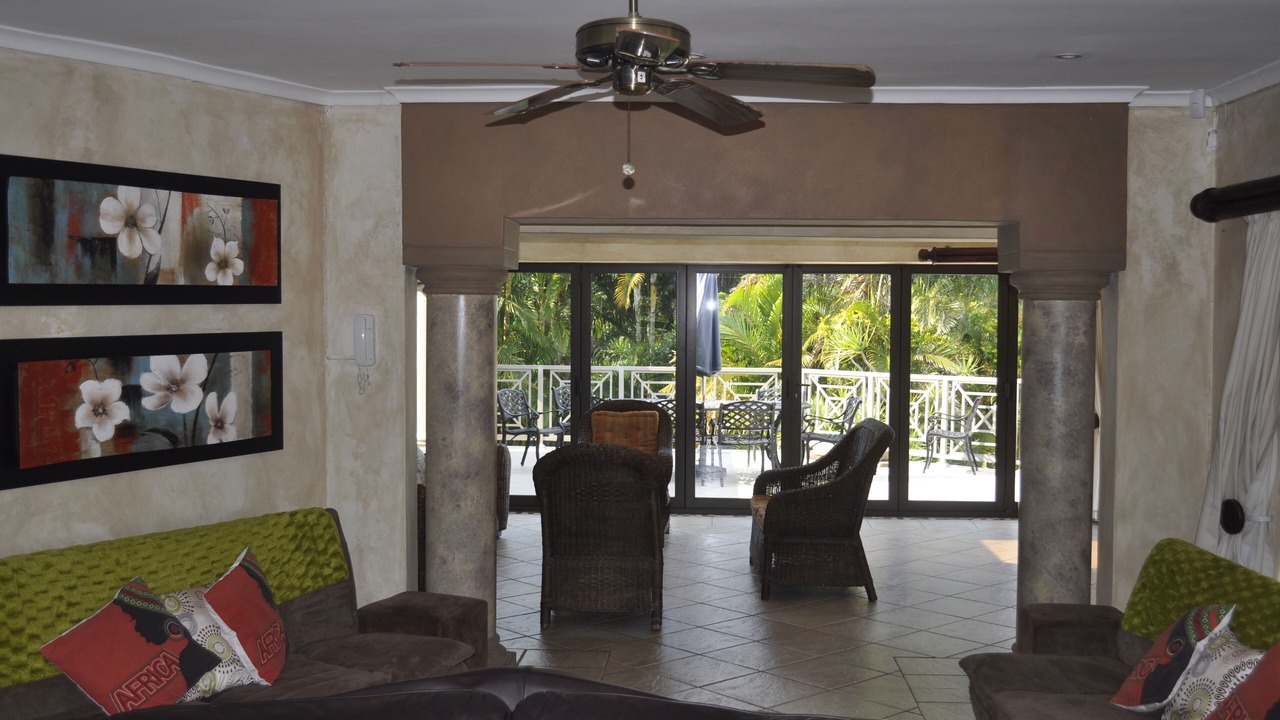 Photo of Livingroom in Pennington