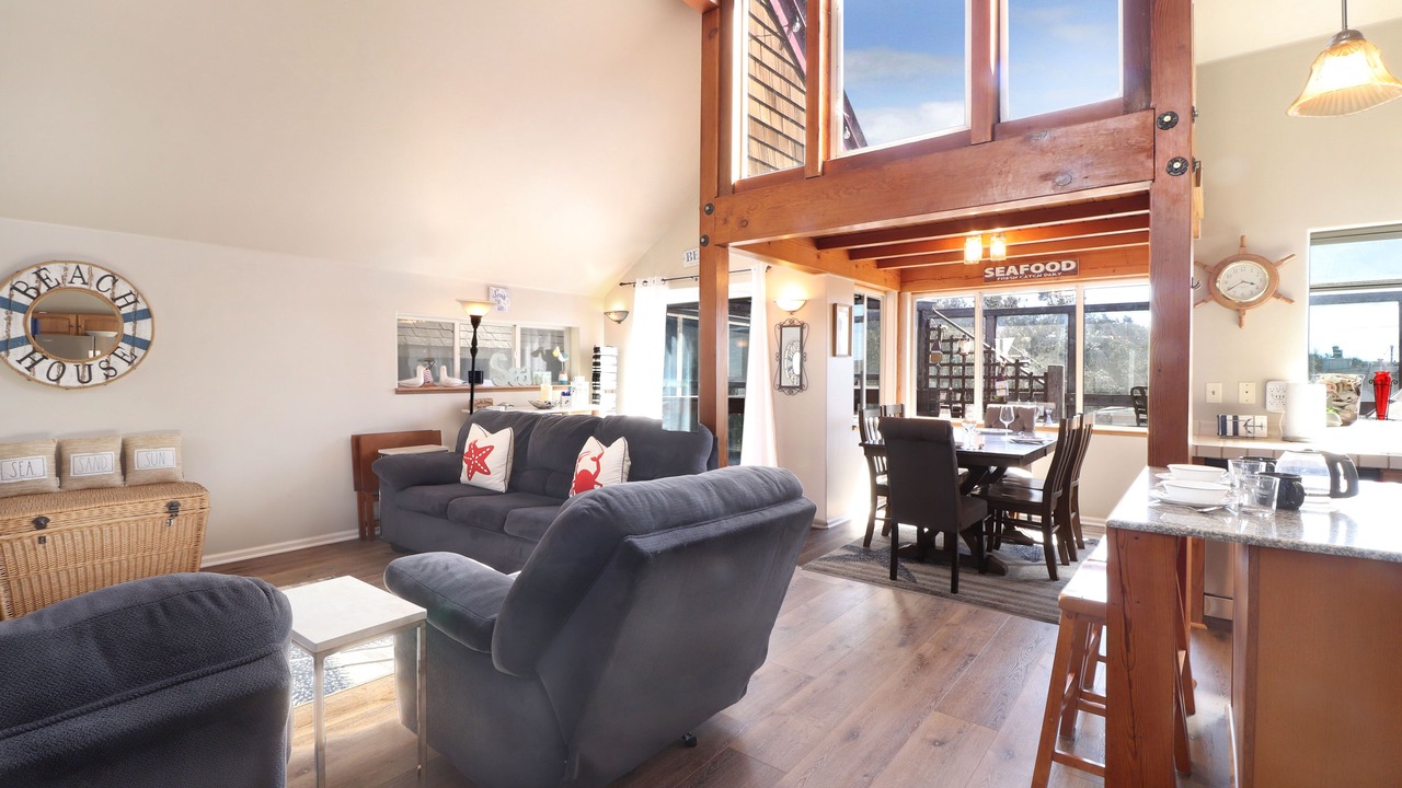 Photo of Livingroom in Dillon Beach