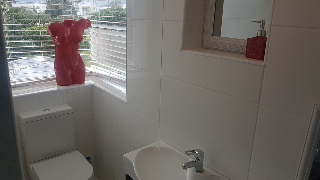 Photo of Bathroom in Gordons Bay Central