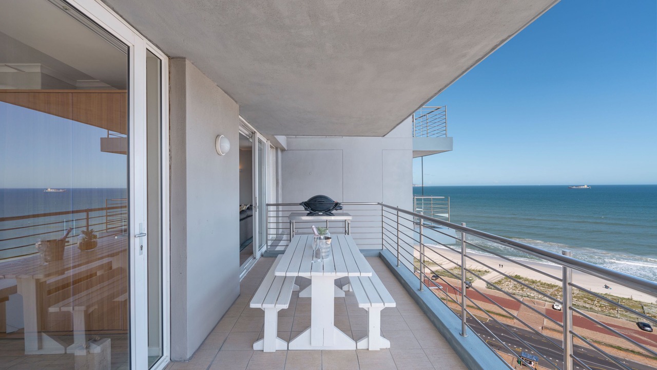 Photo of Outdoor in Bloubergstrand