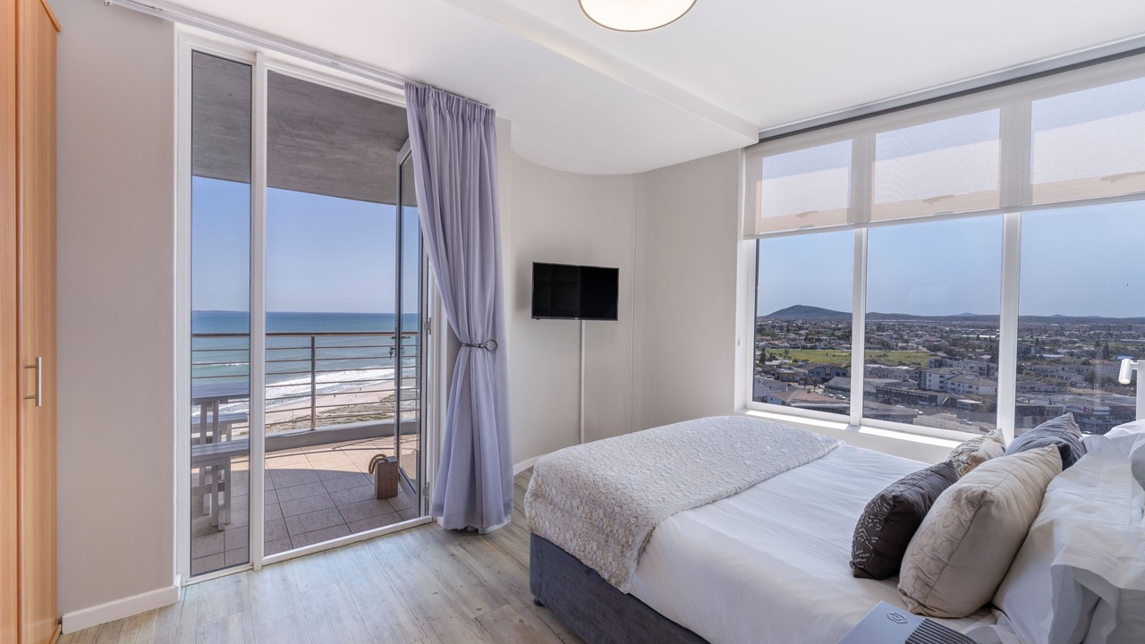 Photo of Bedroom in Bloubergstrand