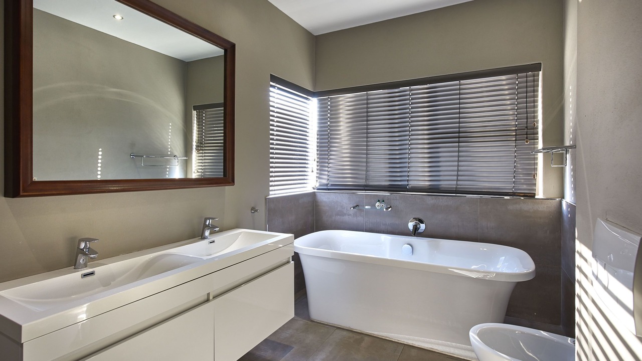 Photo of Bathroom in Greater Johannesburg Metropolitan Area