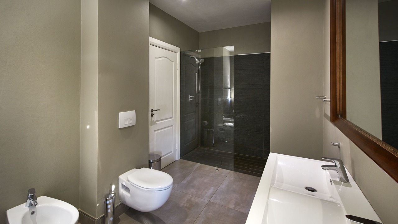 Photo of Bathroom in Greater Johannesburg Metropolitan Area