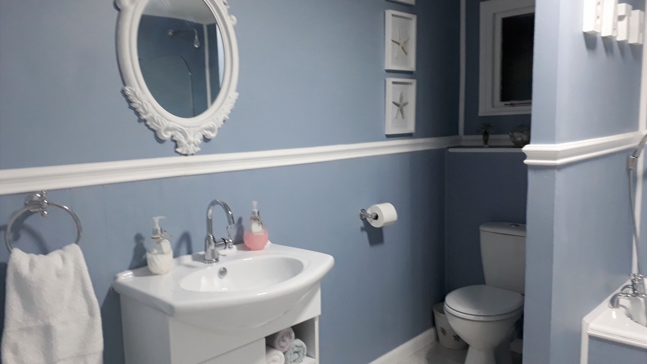 Photo of Bathroom in Glentana