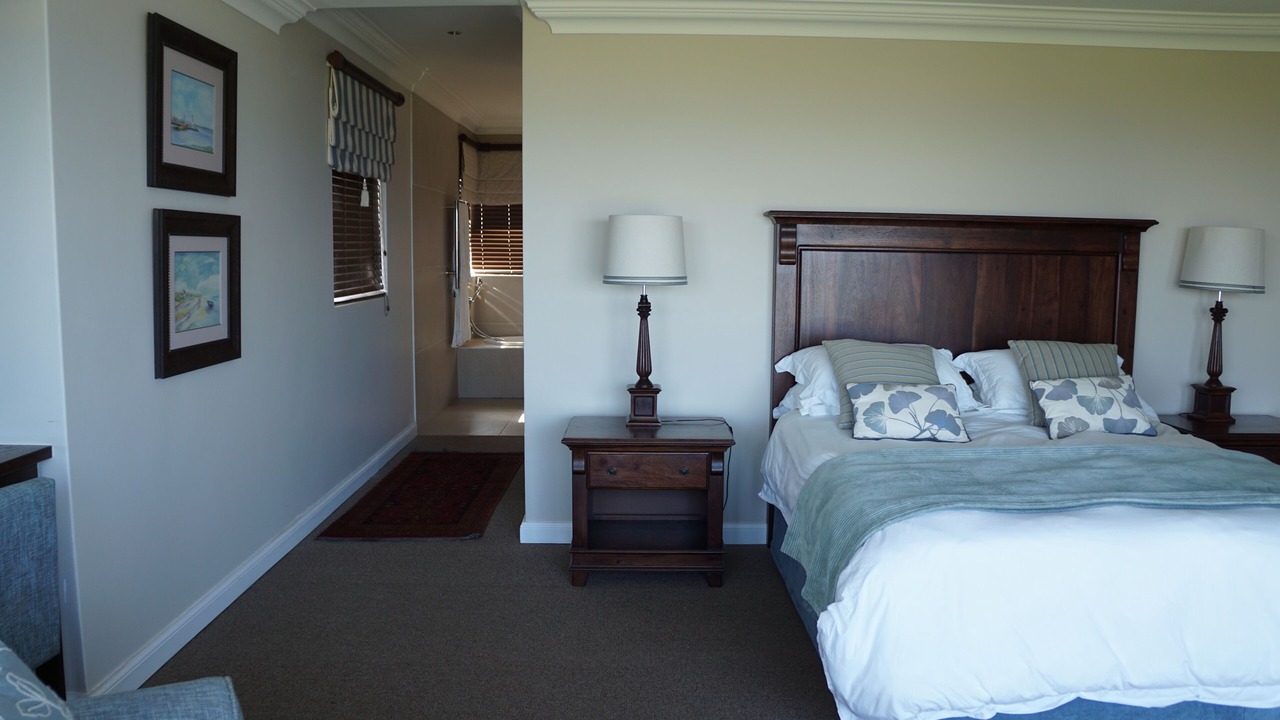 Photo of Bedroom in Pinnacle Point