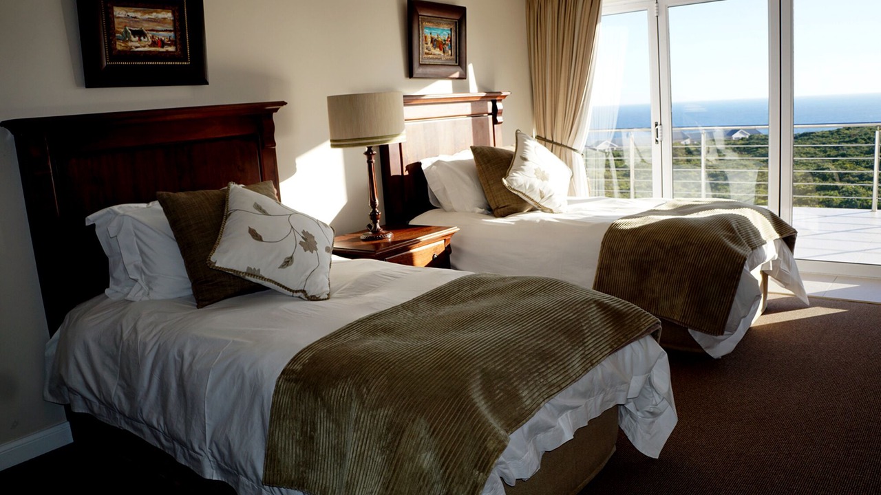 Photo of Bedroom in Pinnacle Point