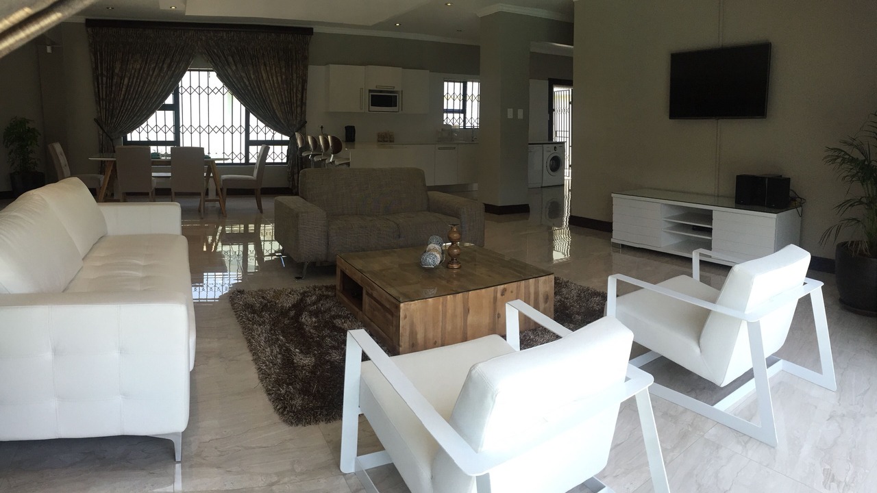 Photo of Livingroom in Robertsham