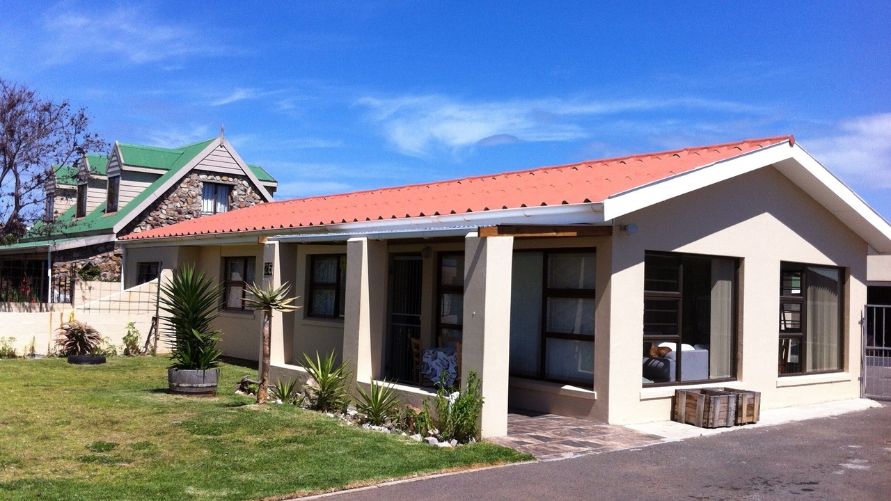 Photo of Outdoor in Sandbaai