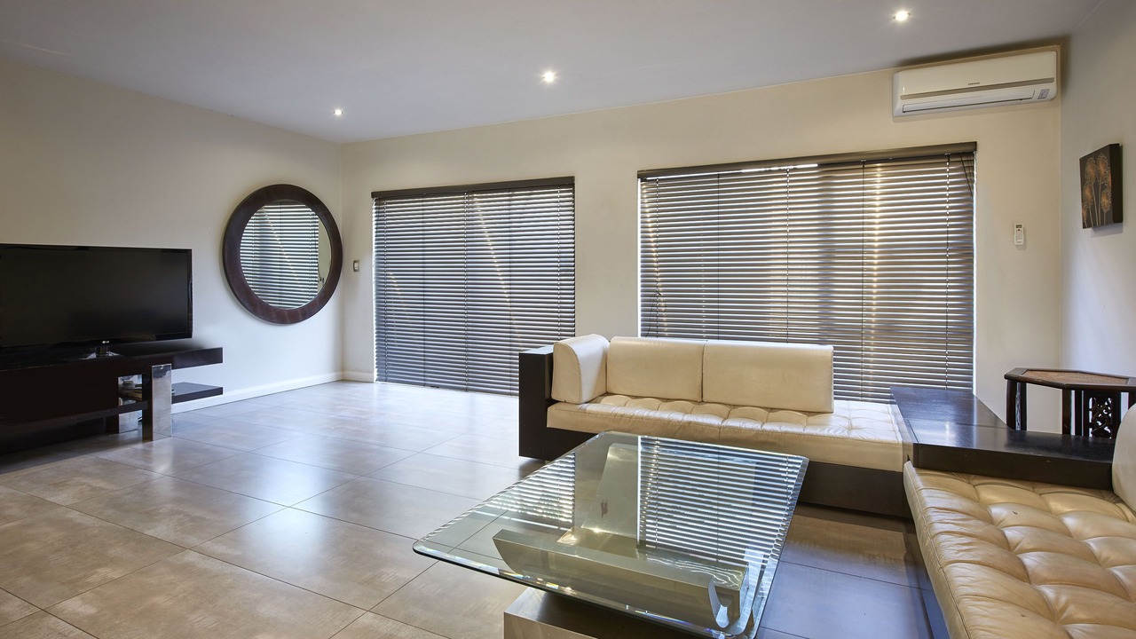 Photo of Livingroom in Greater Johannesburg Metropolitan Area